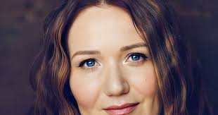 Mandi Christine Kerr Of The Walking Dead On The Five Things You Need To  Create A Highly Successful Career In The Entertainment Industry