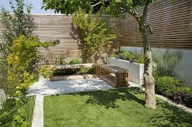 Modern Minimal Neutral Colours With Seasonal Accents Urban Garden Modern Garden Garden Design