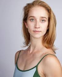 Alyson Wolff's Instagram, Twitter & Facebook