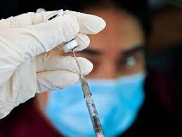 Con la llegada de 69.432 vacunas, la alcaldía de medellín iniciará la inmunización de nuevos grupos poblacionales, pertenecientes a la tercera etapa del plan de vacunación contra el coronavirus,. Es9ivwgdhckfmm