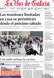 Rellena las flaneras y colócalas en una fuente honda con agua caliente suficiente para cubrir la mitad de las paredes de los moldes. Periodico La Voz De Galicia 8 4 2021
