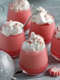 There are 400+ dessert recipes here, from southern peach cobbler to chocolate lava cakes , old fashioned apple crisp to aunt judy's almond bars and so much more. 25 Spectacular Christmas Desserts The Salty Pot