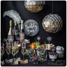 There are always some people enjoying the beauty of an old book. 24 Gift Sets And Kits For A Fun New Year S Eve Dodo Burd