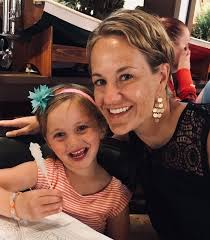 Janelle Massey's Instagram, Twitter & Facebook