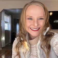 Did you know? The U.S. produces three times as much corn as any other  nation. We eat sweet corn like a vegetable, but field corn requires  processing. Make our recipe for Fresh