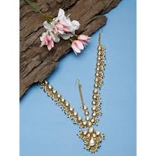 Buy RUBY RAANG STUDIO Gold-Plated Green Kundan-Studded Pearl-Beaded  Handcrafted Matha Patti Online