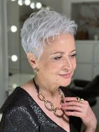 I think Portia would look nice with her hair cut and straightened. It might  be a nice change.