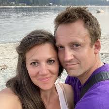 Mum-of-six shares strict list of rules to keep kids in line and make life  less 'chaotic'