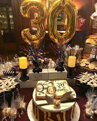 4 Ideas Para Como Decorar La Mesa De Cumpleanos Mesa De Cumpleanos Mesa De Harry Potter Decoraciones De Fiesta Harry Potter