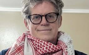 Kirk Gee's Instagram, Twitter & Facebook