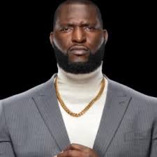 Average WWE Fan (@T2Alternate)