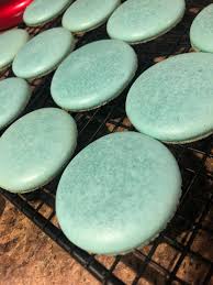 Some fillings are sturdier and better suited for macaron fillings. What Are These Spots They Came Out Of The Oven Fine And Then As They Cooled They Developed These Spotty Tops Did I Use Too Much Food Coloring Granulated Sugar Not Fine