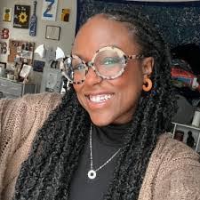 Melina Barry's Instagram, Twitter & Facebook