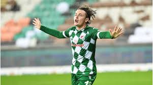 Mobil bursasporx uygulamasıyla gol bildirimle ve son dakika haberler cebinizde. Eintracht Frankfurt Bursaspor Suspend Akman For Unethical Summer Move Transfermarkt