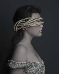Interview With Fine Art Portrait Photographer Danielle Van Zadelhoff Portrait Photography Photography Inspiration Portrait