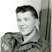 Karen Szewczyk's Instagram, Twitter & Facebook