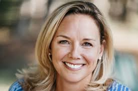 Candice Pate's Instagram, Twitter & Facebook