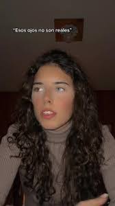 Eli Gracia's Instagram, Twitter & Facebook