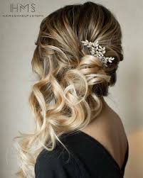 Side Swept Hair Http Niffler Elm Tumblr Com Post 157400195386 Hairdos For Short Hair 2017 Short Hairstyles Hair Styles Long Hair Styles Romantic Wedding Hair