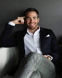 Digital Photography Tips In 2020 Photography Poses For Men Business Portrait Photography Best Portrait Photography