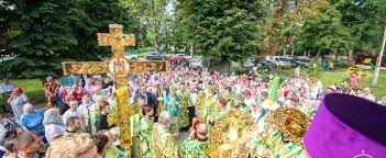 1 серпня — у світі відзначають міжнародний тиждень клоунів, міжнародний день чайлдфрі, всесвітній день боротьби з раком легенів, міжнародний день гри маджонг, день пам'яті жертв першої світової війни, всесвітній тиждень грудного вигодовування. Fnvivtqfqowv8m