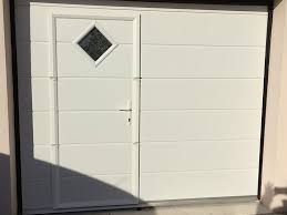 De plus, fabriquées sur mesure en fonction de vos besoins, elles sont offertes dans tous les formats pour s'ajuster parfaitement à votre ouverture de porte de garage. Portes De Garage Sur Mesure Menuiserie Poitiers