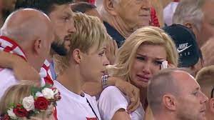 Po kilku miesiącach wrócił jednak do częstochowy i rozpoczął grę w ks częstochowa. Lzy Szczescia I Smutku Zony Polakow Nie Wytrzymaly Emocji Wideo Polsat Sport