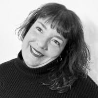 Aura Ruano's Instagram, Twitter & Facebook