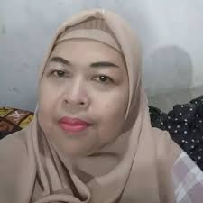 Nunu Datau waktu kecil kenes judes2... Kesininya peran kek dia diganti Amel  Carla.. udah gedenya mereka berdua cantikkk bener.. kecilnya juga cuby2  cantik