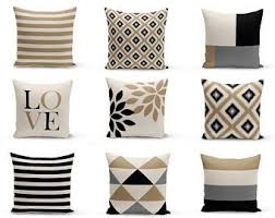Divani marroni in selezione esclusiva online ✓tutto il comfort e l'eleganza di un classico divano marrone ✓tanti modelli di divani marroni n pelle o tessuto. Neutral Throw Pillow Covers Taupe Beige Black Grey Divano Beige Divano Grigio Scuro Cuscini Colorati