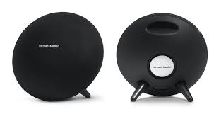 Bluetooth speaker memberikan kenyamanan karena bisa digunakan baik di dalam ruangan maupun di luar ruangan. 7 Kelebihan Kekurangan Harman Kardon Onyx Studio 4 Tokopedia Blog