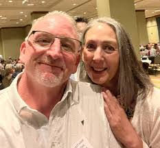 Amber Blackledge's Instagram, Twitter & Facebook