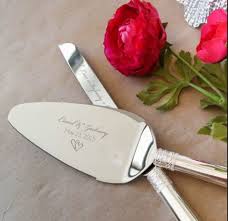 Custom Vera Wang With Love Silver Personalized Wedding Cake Etsy Wedding Cake Knife And Server Set Personalized Wedding Cake Knife Engraved Cake Server Set