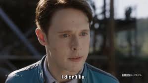 um dos produtores executivos de Dirk Gently's Holistic Detective