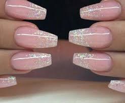 Hey lovelies, let's create some glitter ombré acrylic nails with encapsulated 3d rose on coffin shaped nails. Pink Ombre Glitter Manicure Thelatestfashiontrends Com