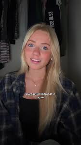 “like she thinks that you do” #lovepoetry #shortpoetry #spokenpoetry