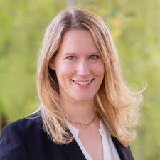 Laura DÖRRENBÄCHER-ULRICH