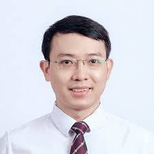 Huy Tran's Instagram, Twitter & Facebook