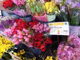 At floralmasters, a seattle florist with a shop inside a meantime, the link for the 20% off coupon on the whole foods page takes you to the amazon.com website. Fresh Cut Flowers At Whole Foods At Bottom Of Escalator Picture Of Whole Foods Market New York City Tripadvisor