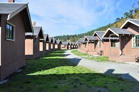 The park provides sweeping views of the the camp has 88 tent spaces, five cabins, one dump station, two restrooms and two showers. Cama Beach State Park Wikipedia
