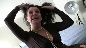 Una señora con un culazo rotundo - XNXX.COM