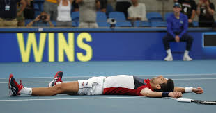 Она началась ещё на «мастерсе» в париже, продолжилась на итоговом чемпионате atp в лондоне — 2020, а затем продолжилась на atp cup и atp cup — 2021 — 4 (шварцман (9), нисикори (41), зверев (7), берреттини (10)). Novak Djokovic Downs Daniil Medvedev In Three Set Battle To Lead Serbia To Inaugural Atp Cup Final