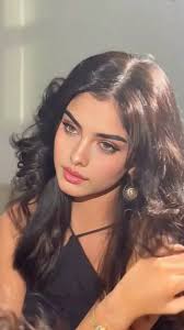 Luna Moretti's Video