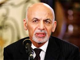 Karzai urged people to stay in their homes, stating that he was working to resolve issues with the militant group through dialogue. N Sprgnozowaam