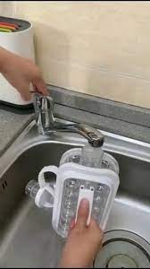 Ice Cube Maker Video In 2021 Gadgets Kitchen Cooking Kitchen Gadgets Unique Cool Kitchen Gadgets