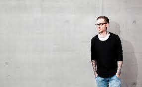 The band is composed of comedian and actor christopher seiler and film producer bernhard speer. Bin Nicht Stolz Auf Mein Image Bernhard Speer Im Woman Interview