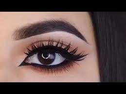 Use the angled, flat brush of the mary kay ® eyebrow/eyeliner brush to apply any shade of mary kay chromafusion™ eye shadow as eyeliner, then apply mary kay ® eyeliner and blend. Winged Eyeliner Tutorial Cat Eye Liner Youtube