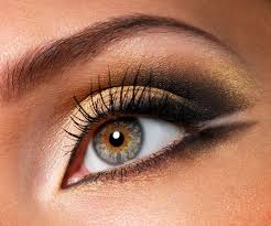 Pin By Mary Treier On The Eyes Have It Makeup Tips For Small Eyes Makeup For Small Eyes Eye Makeup Pictures