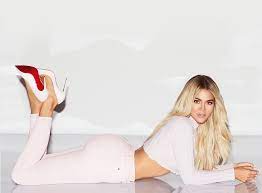 In an ad for her denim brand, good american, khloé shows off a cute crop. Khloe Kardashian S Photoshop Fail Gets Mocked On Instagram