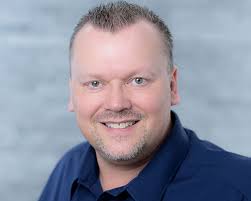 Auf dem gestüt gut herrenhöhe im bergischen land hat der passionierte landtierarzt dr. Team Uwe Zahnarzt Dr Dreesen